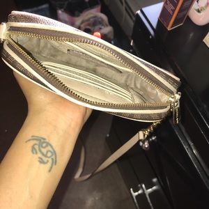 Michael Kors crossbody bag ✨😍